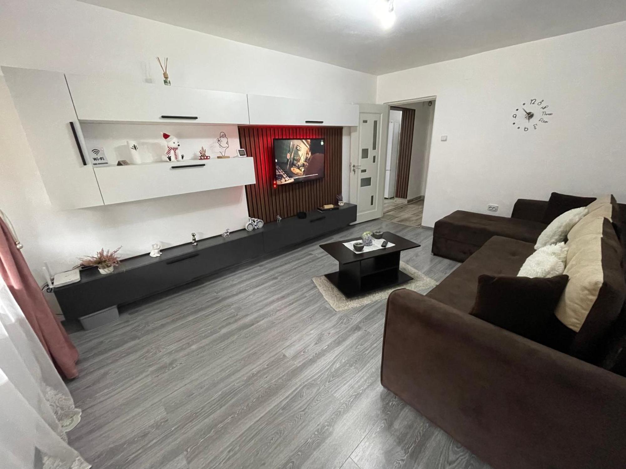 Aky Residence Slanic Moldova Luaran gambar